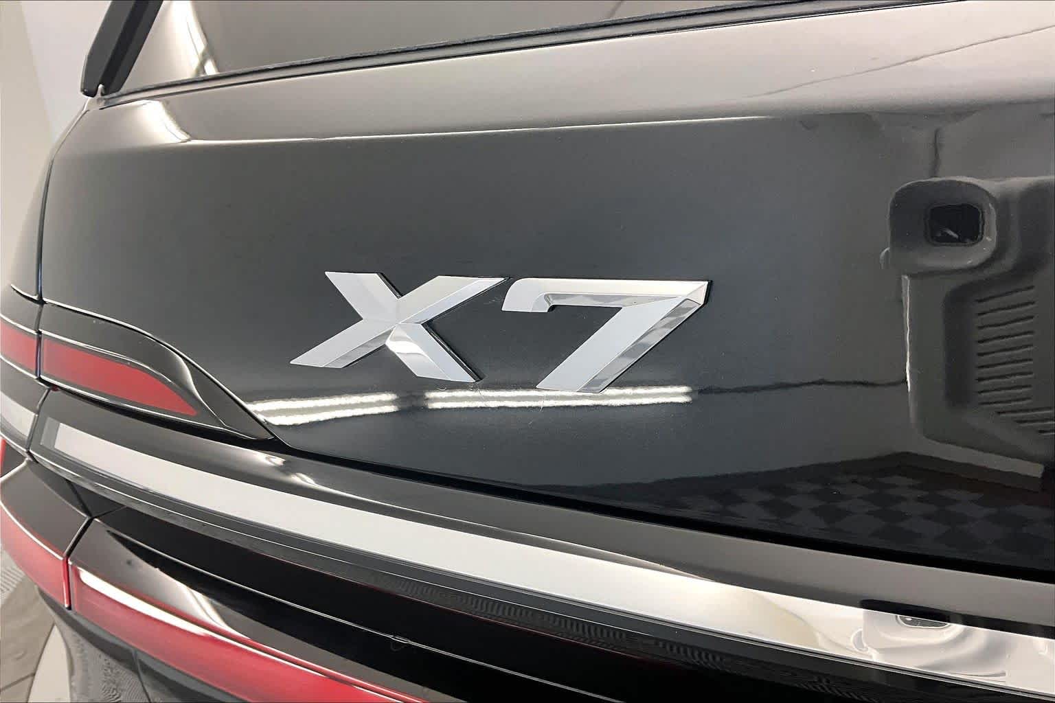 Thumbnail: 2023 BMW X7 - 7