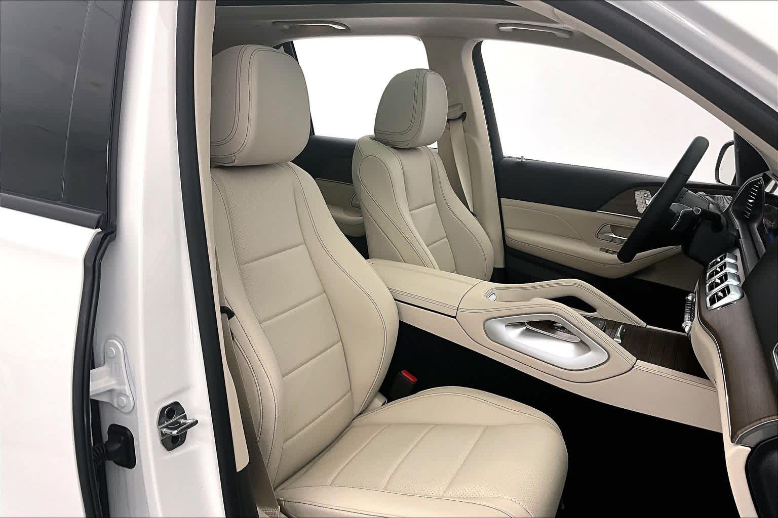 Thumbnail: 2026 Mercedes-Benz GLE - 14