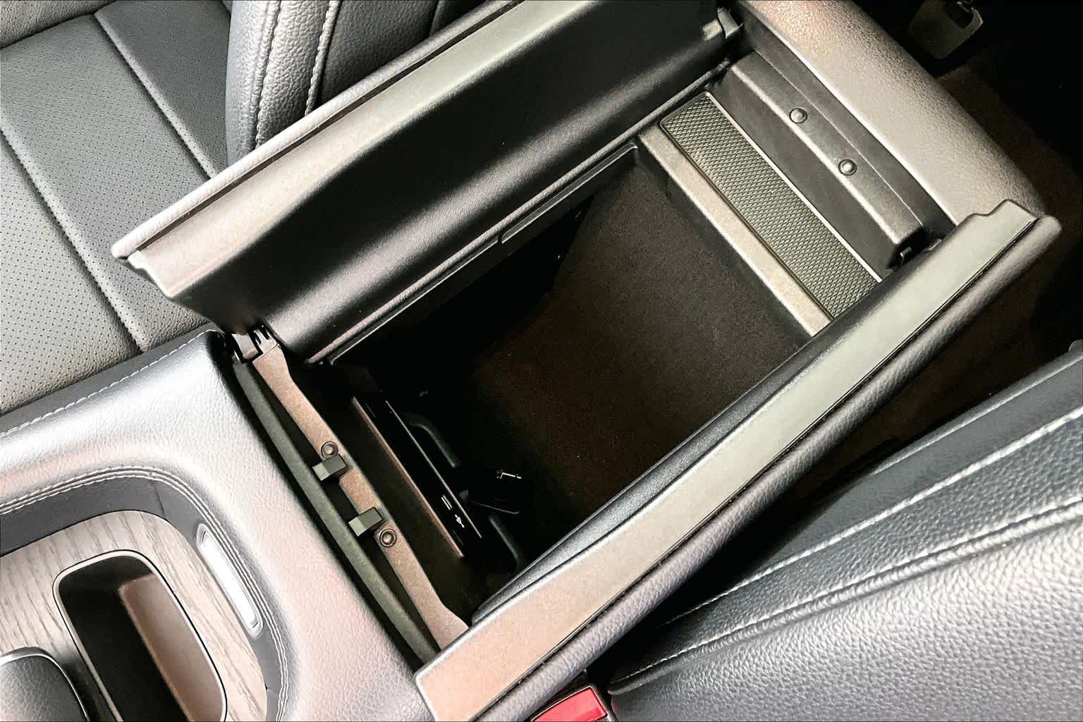 Thumbnail: 2021 Mercedes-Benz GLE - 28