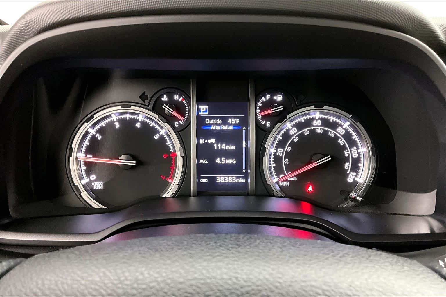 Thumbnail: 2023 Toyota 4Runner - 18