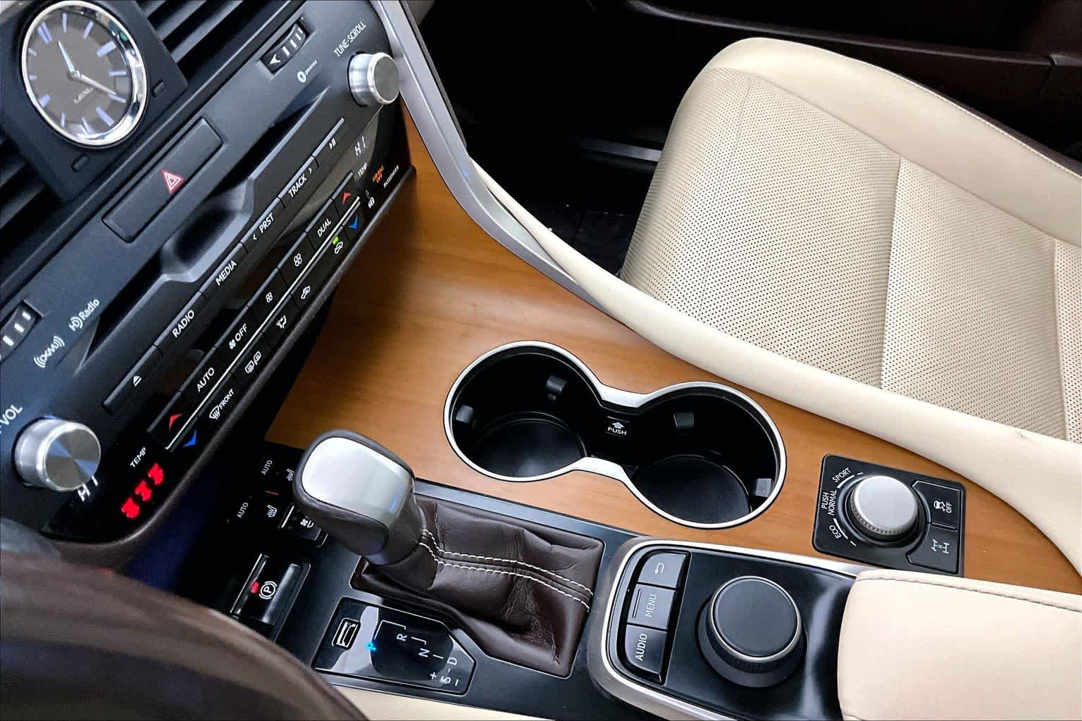 Thumbnail: 2018 Lexus RX - 17