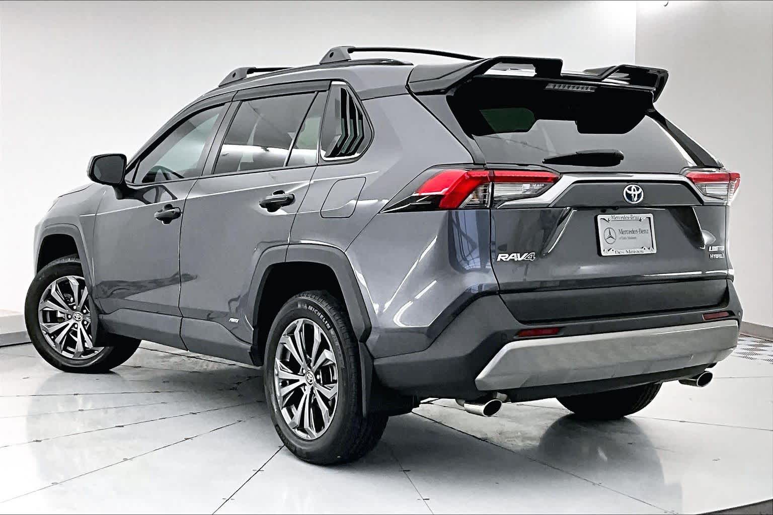 Thumbnail: 2023 Toyota RAV4 - 4