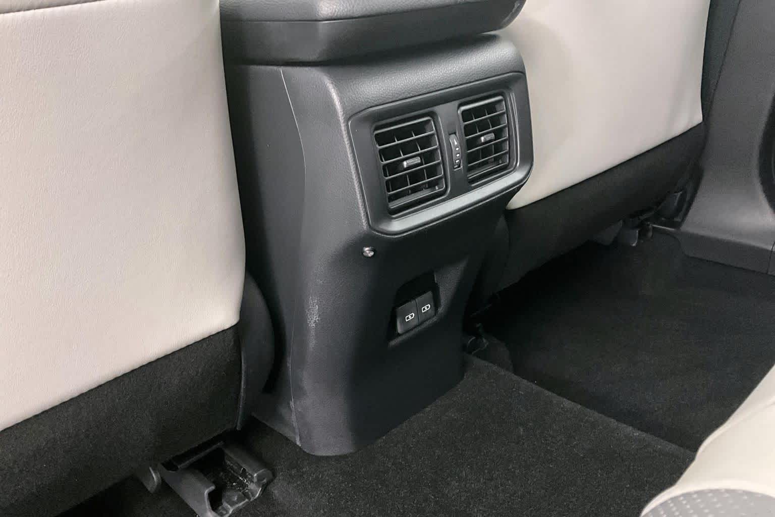 Thumbnail: 2023 Toyota RAV4 - 29