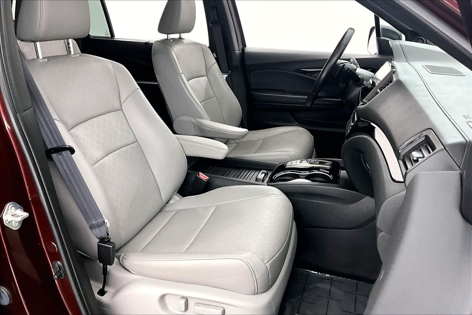 Thumbnail: 2021 Honda Passport - 14