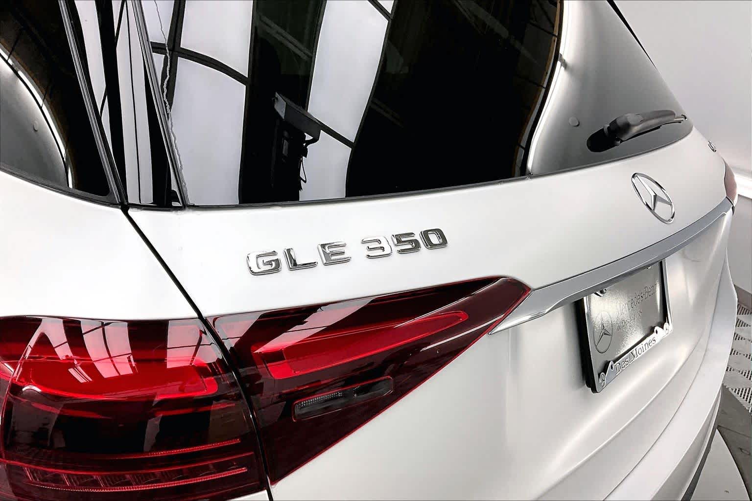 Thumbnail: 2026 Mercedes-Benz GLE - 7