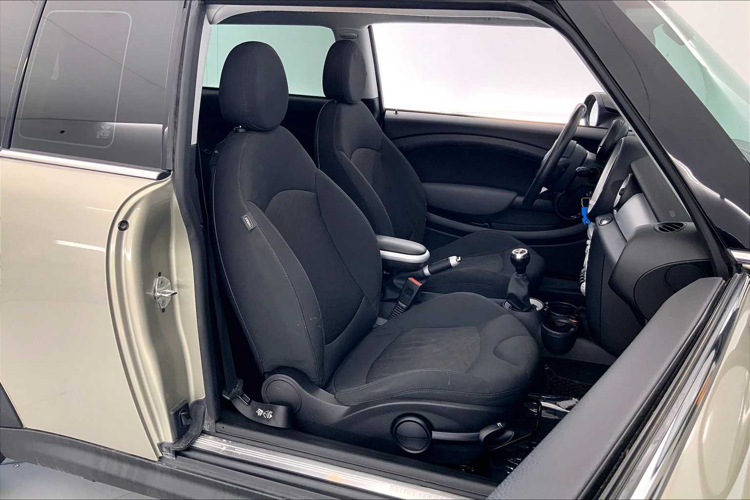 Thumbnail: 2008 MINI Cooper Clubman - 13