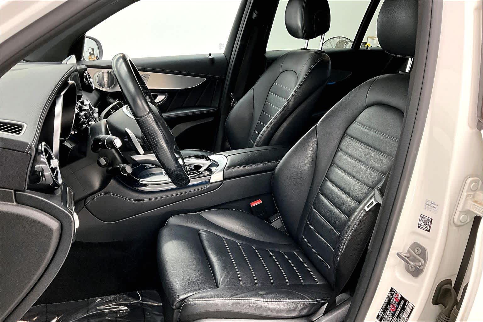 Thumbnail: 2017 Mercedes-Benz GLC - 11