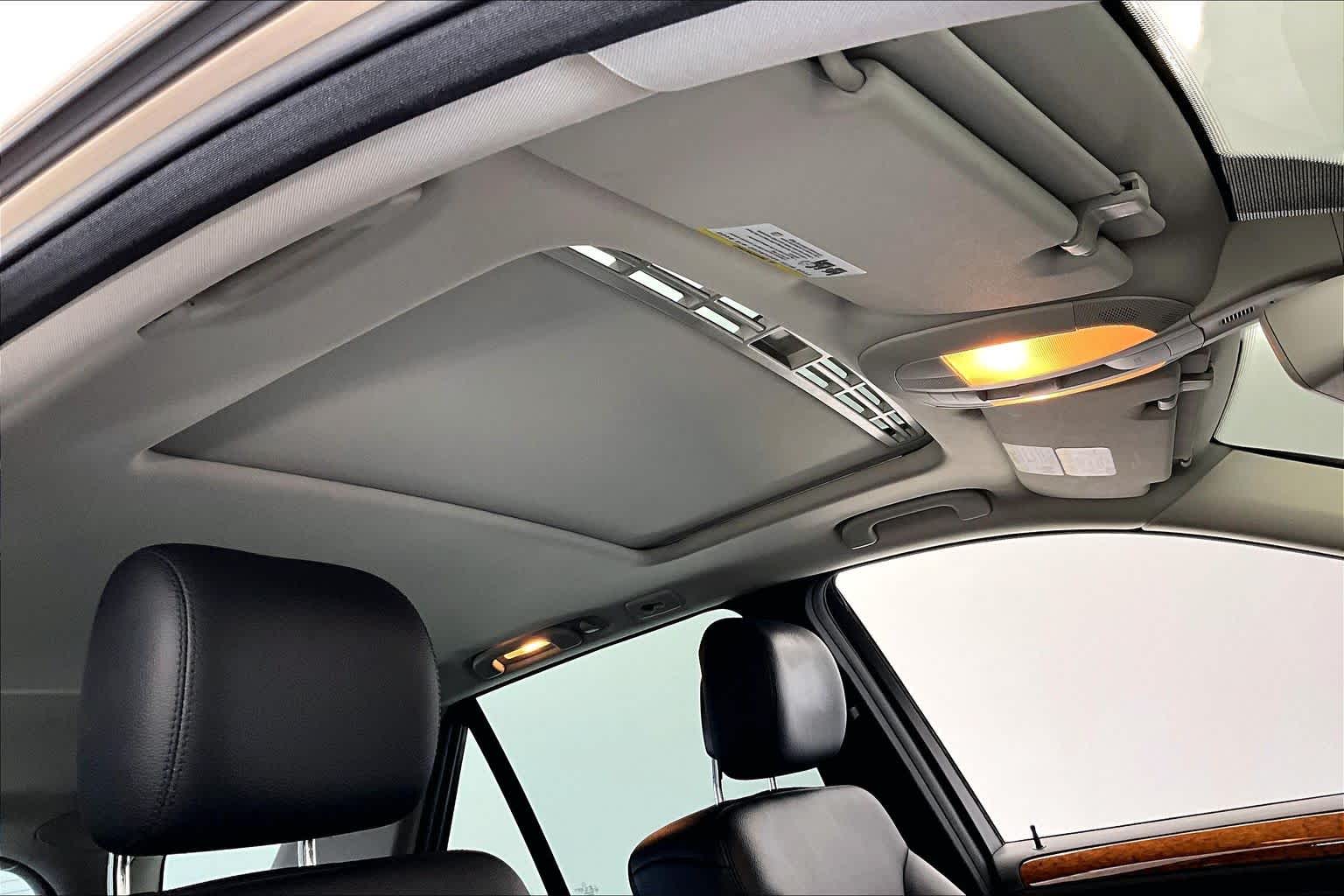 Thumbnail: 2009 Mercedes-Benz M-Class - 22