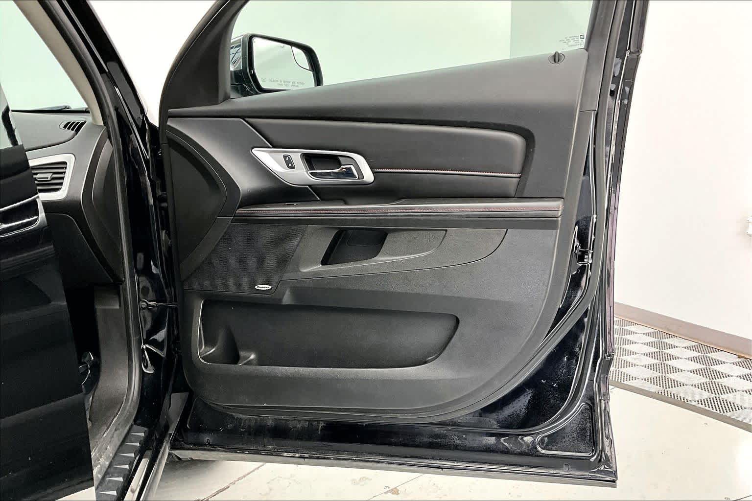 Thumbnail: 2014 GMC Terrain - 24