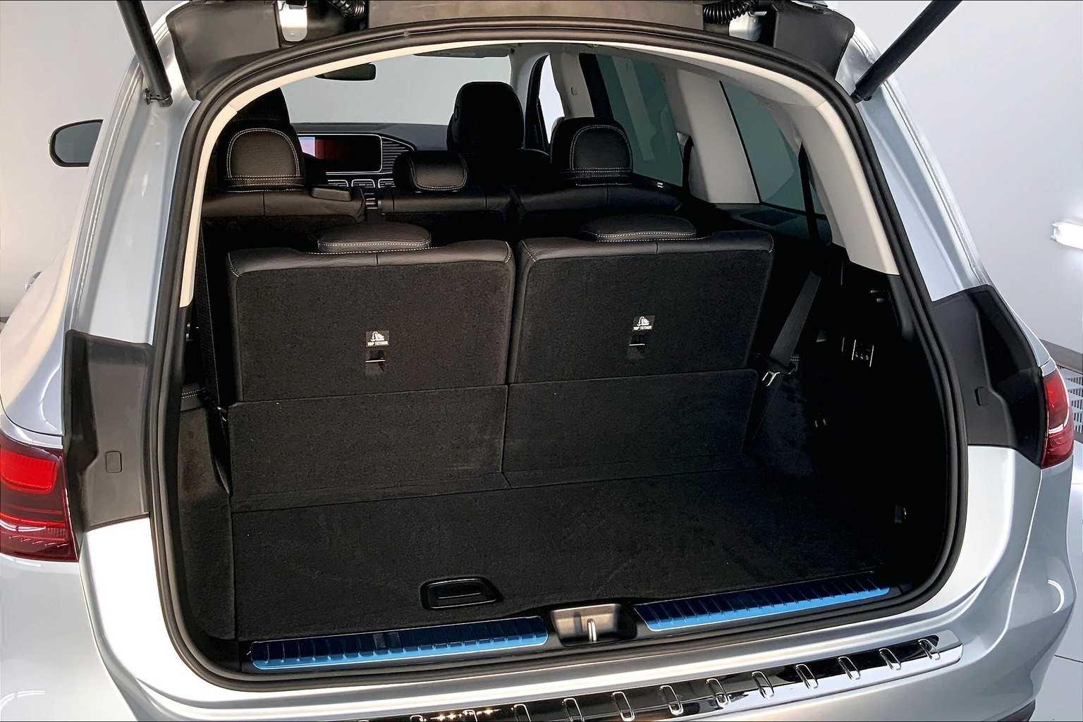 Thumbnail: 2026 Mercedes-Benz GLS - 19