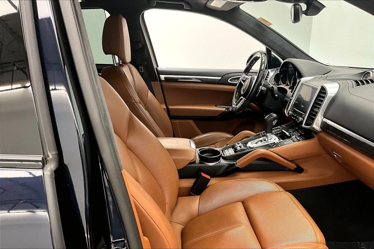 Thumbnail: 2017 Porsche Cayenne - 14