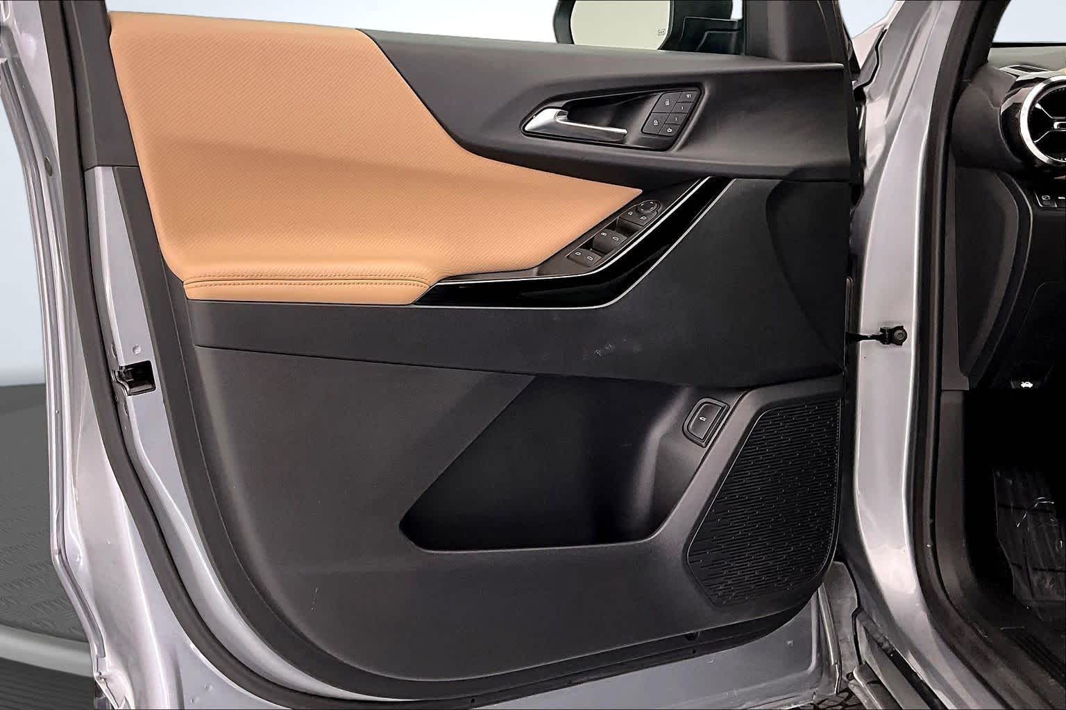 Thumbnail: 2025 Chevrolet Equinox - 23