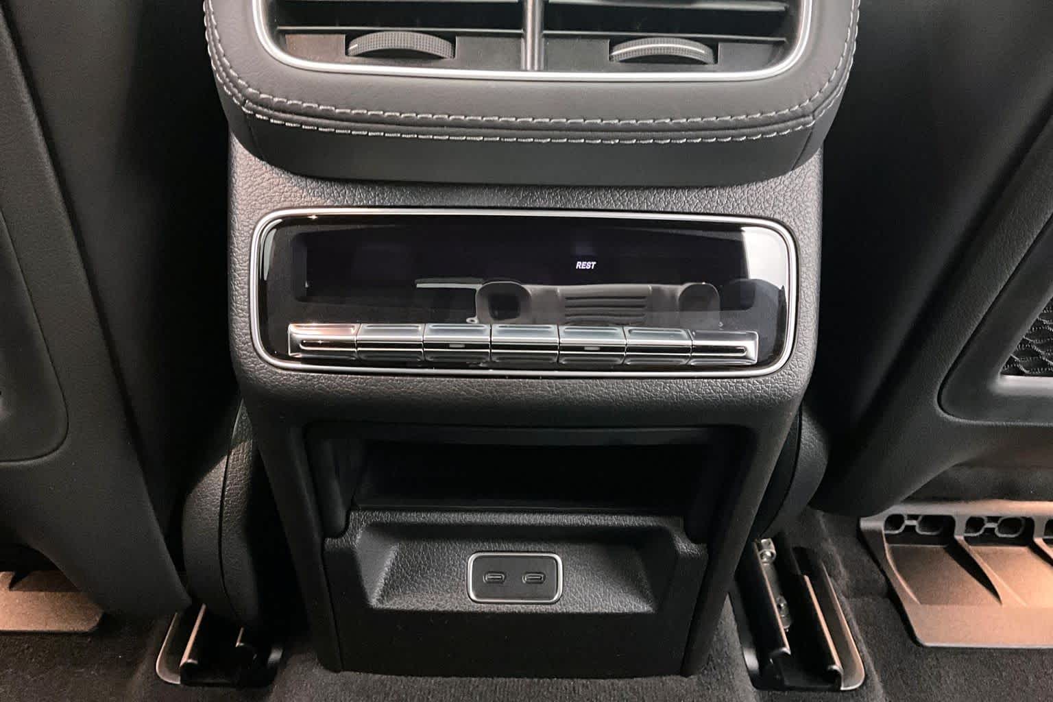 Thumbnail: 2024 Mercedes-Benz GL-Class - 28