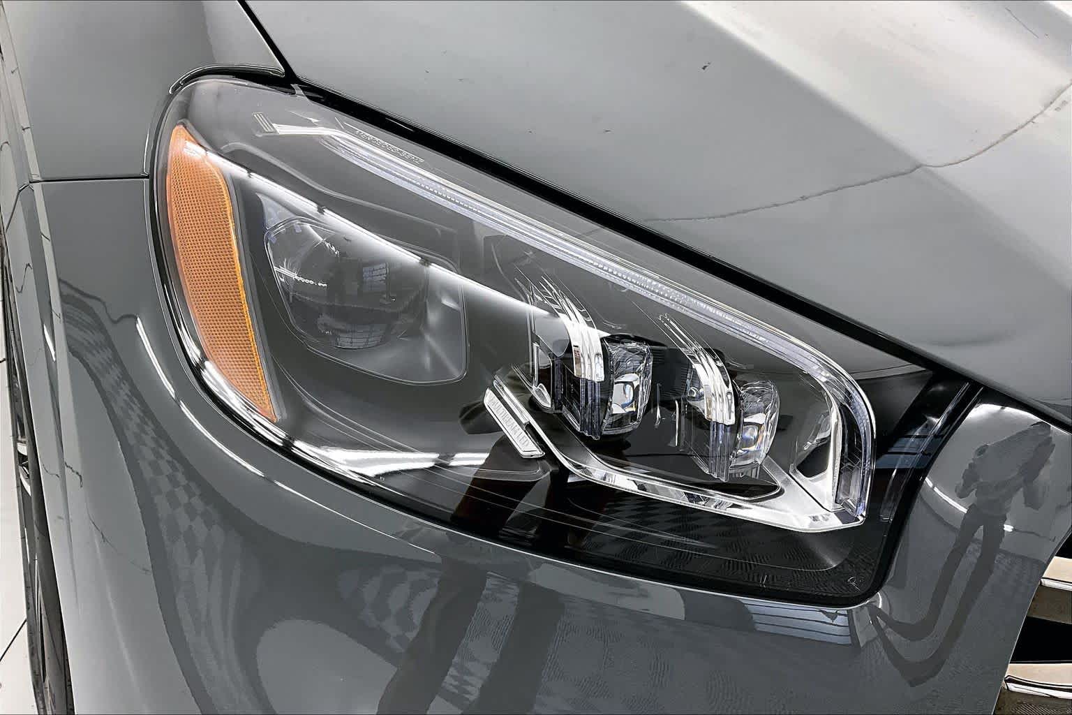 Thumbnail: 2026 Mercedes-Benz GLS - 21