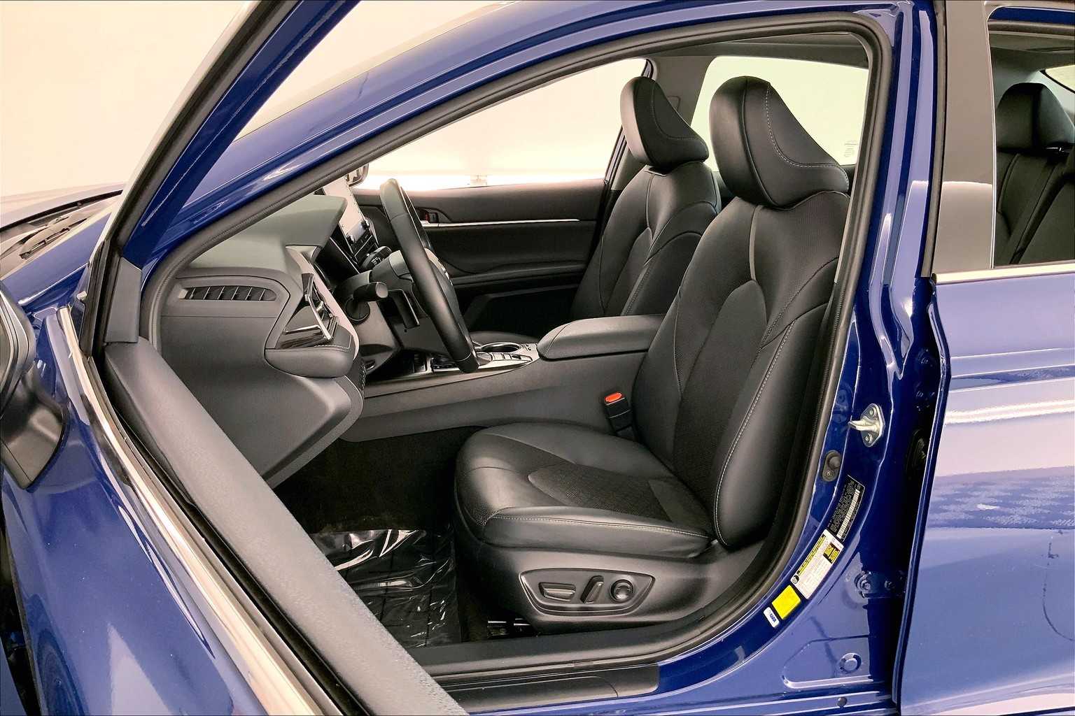 Thumbnail: 2024 Toyota Camry - 11