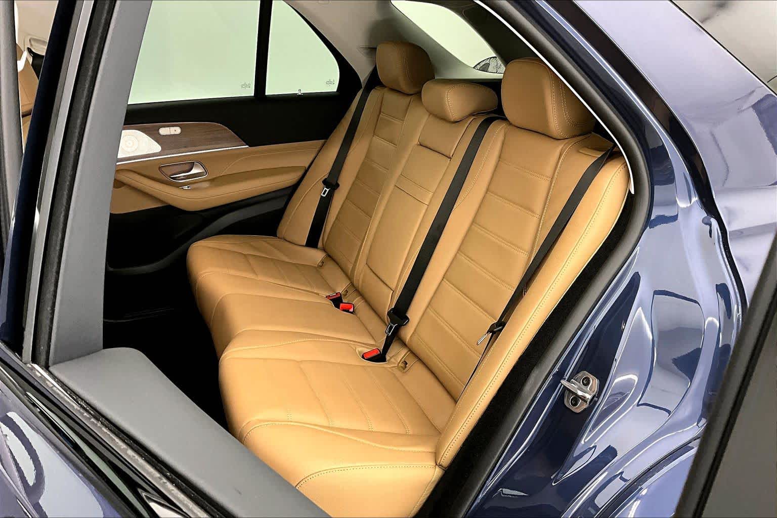 Thumbnail: 2026 Mercedes-Benz GLE - 13