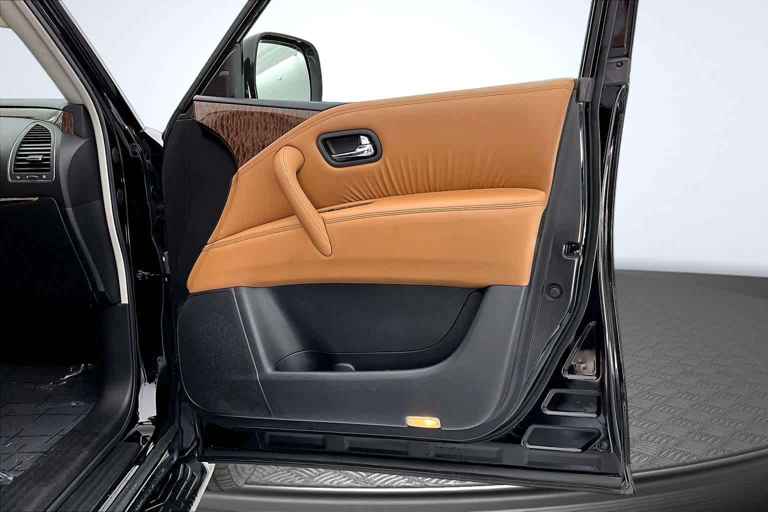 Thumbnail: 2017 Nissan Armada - 24