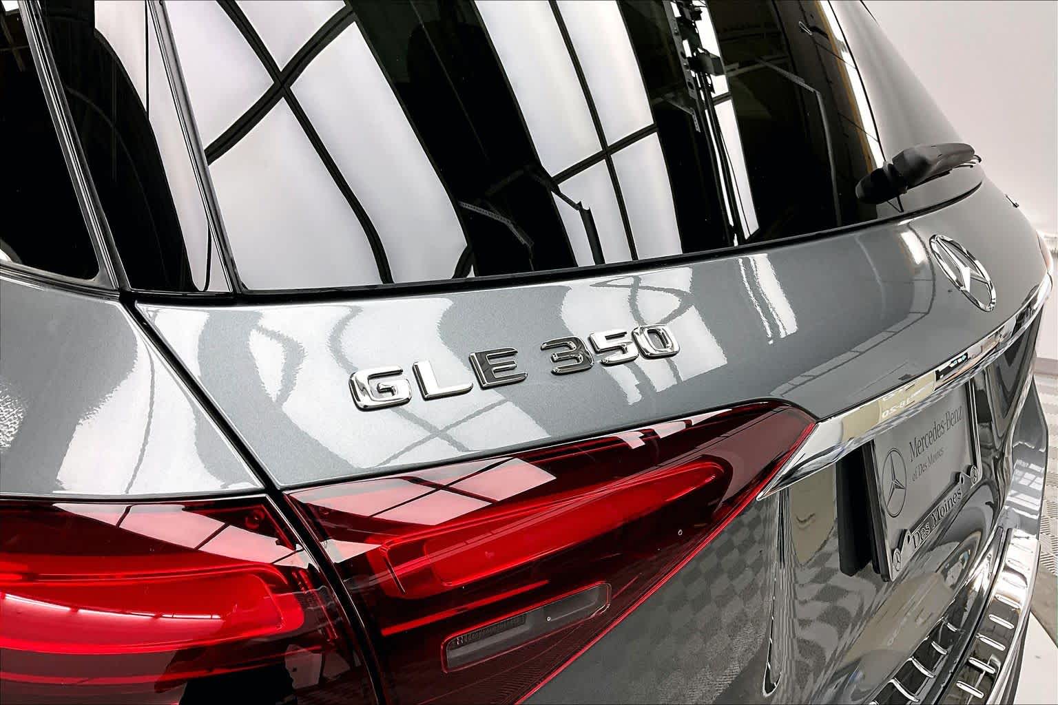 Thumbnail: 2026 Mercedes-Benz GLE - 7