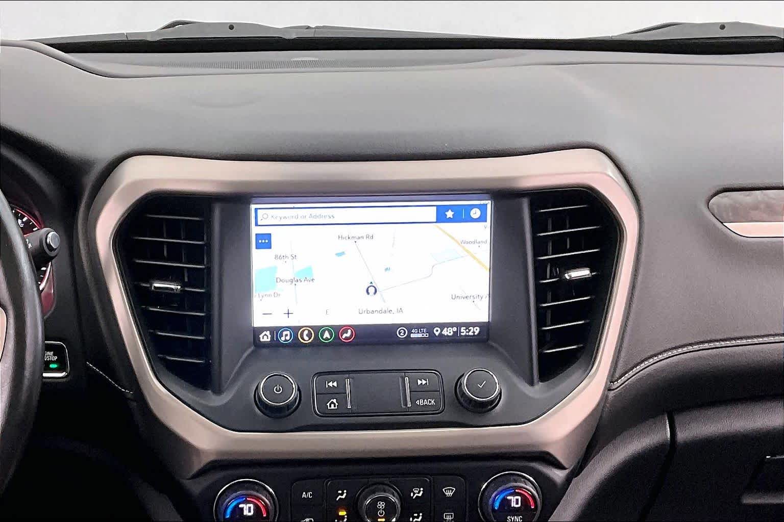 Thumbnail: 2020 GMC Acadia - 16