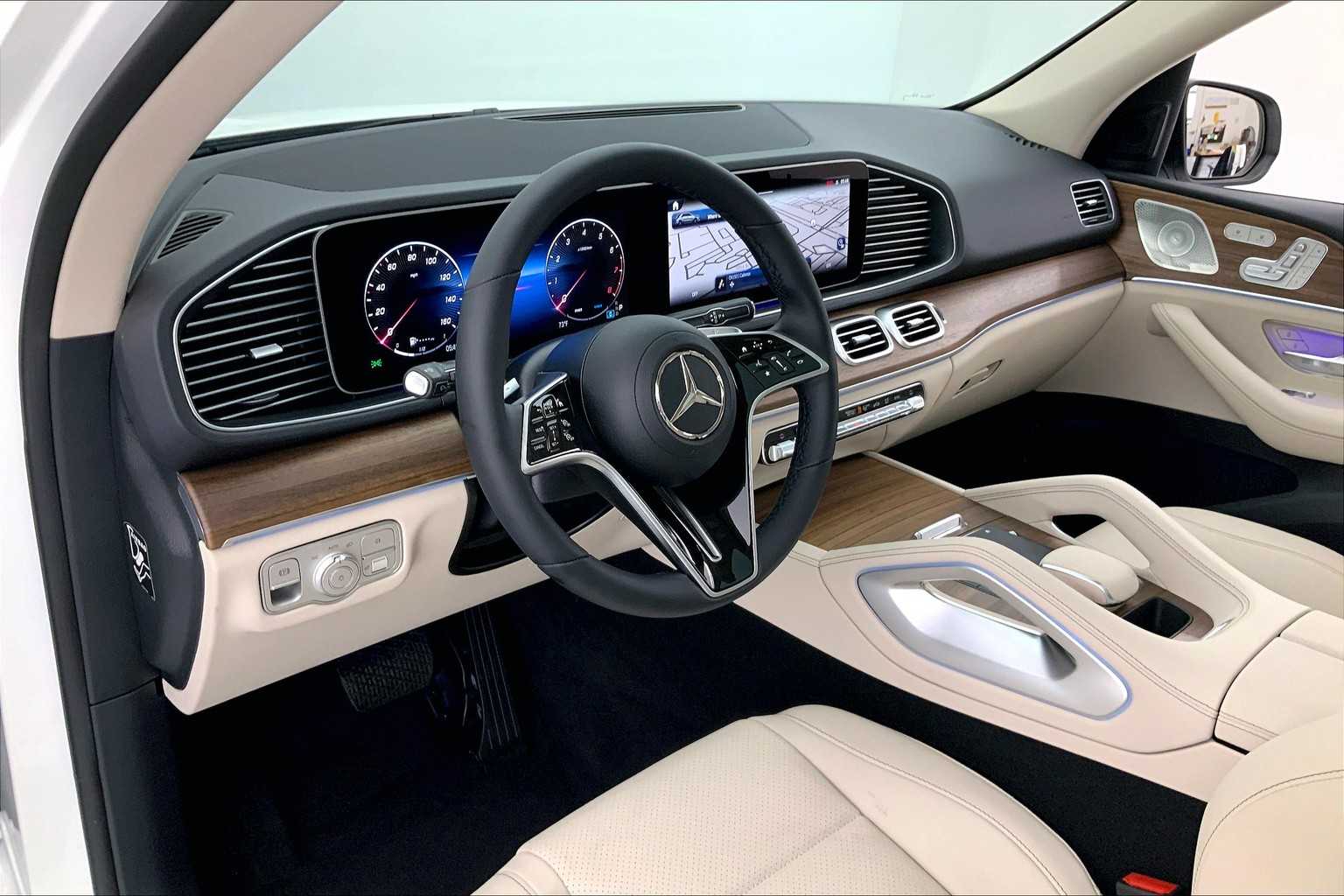 Thumbnail: 2025 Mercedes-Benz GLE - 2