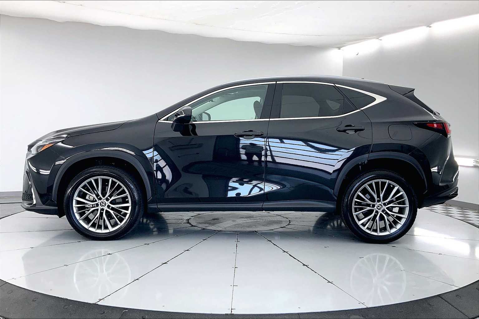 Thumbnail: 2023 Lexus NX - 3
