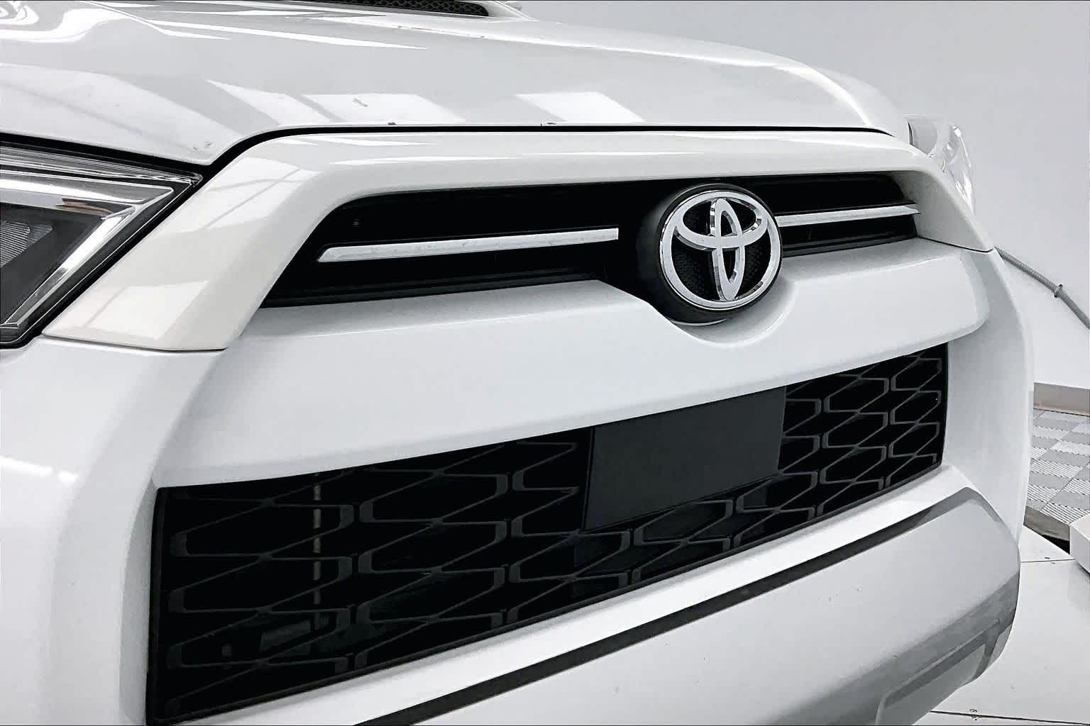 Thumbnail: 2024 Toyota 4Runner - 26