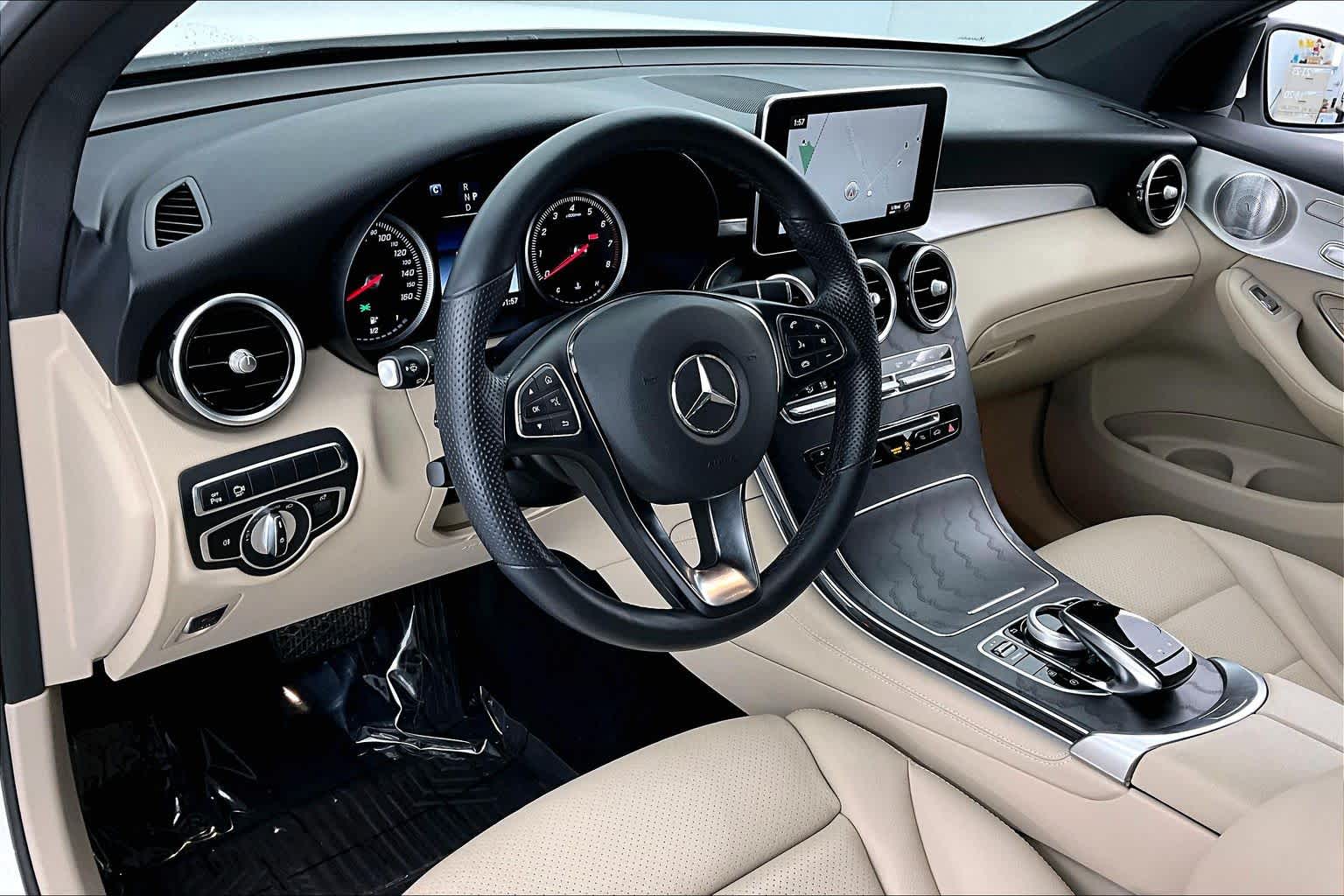 Thumbnail: 2019 Mercedes-Benz GLC - 2