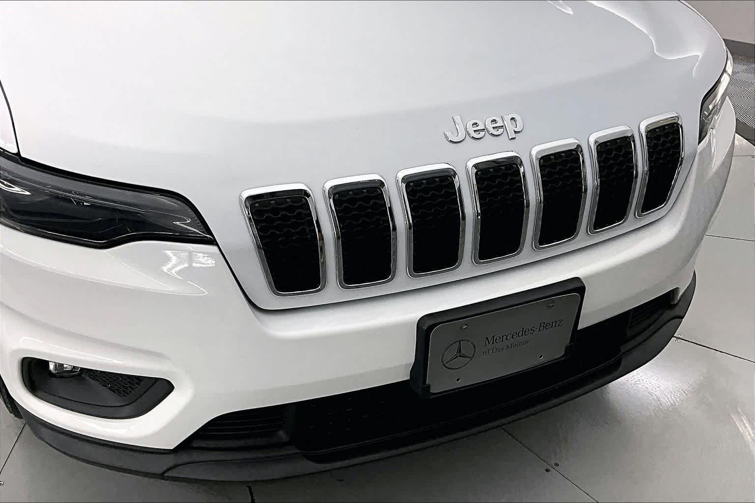 Thumbnail: 2021 Jeep Cherokee - 24