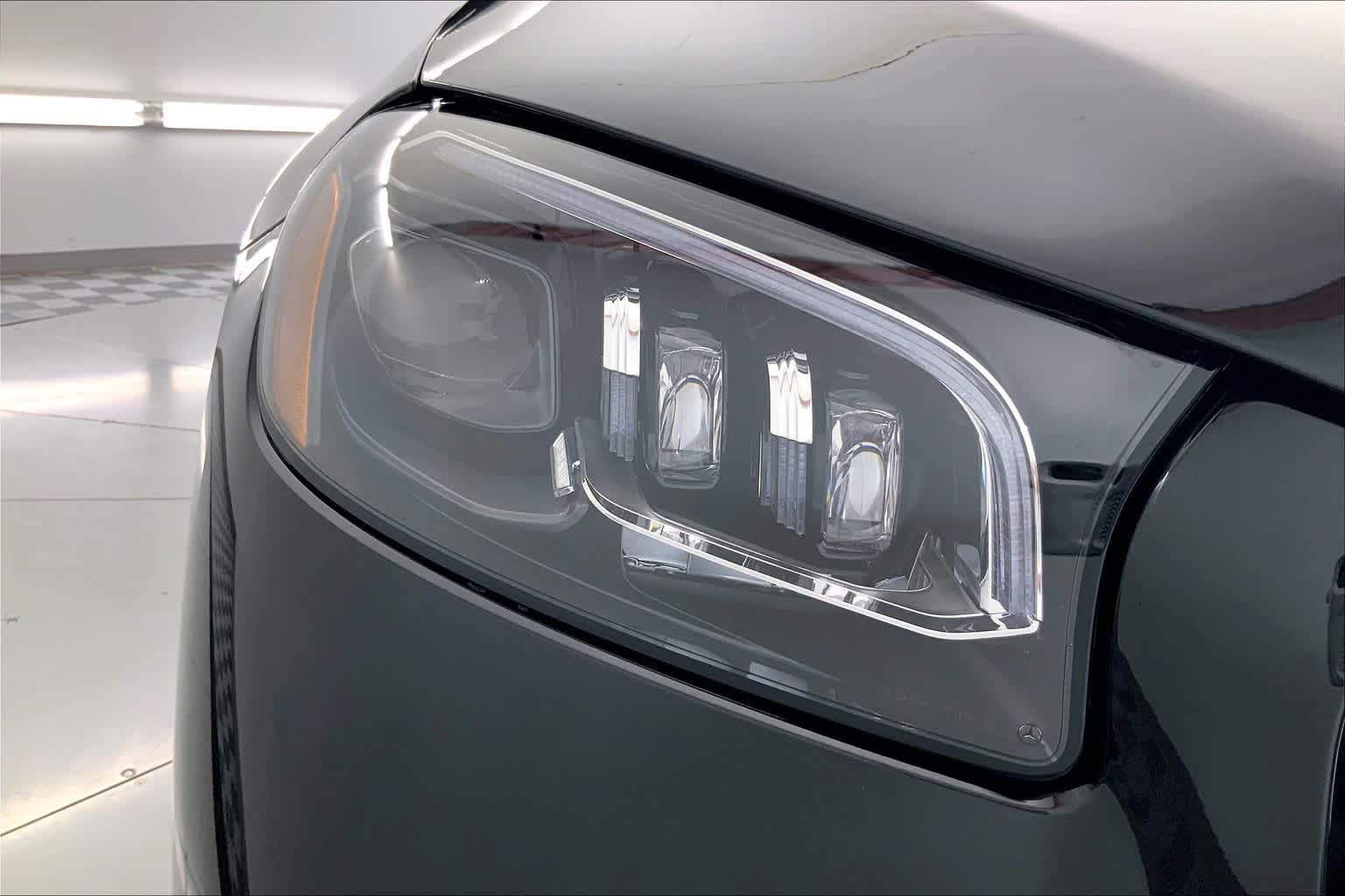 Thumbnail: 2025 Mercedes-Benz GLS - 21