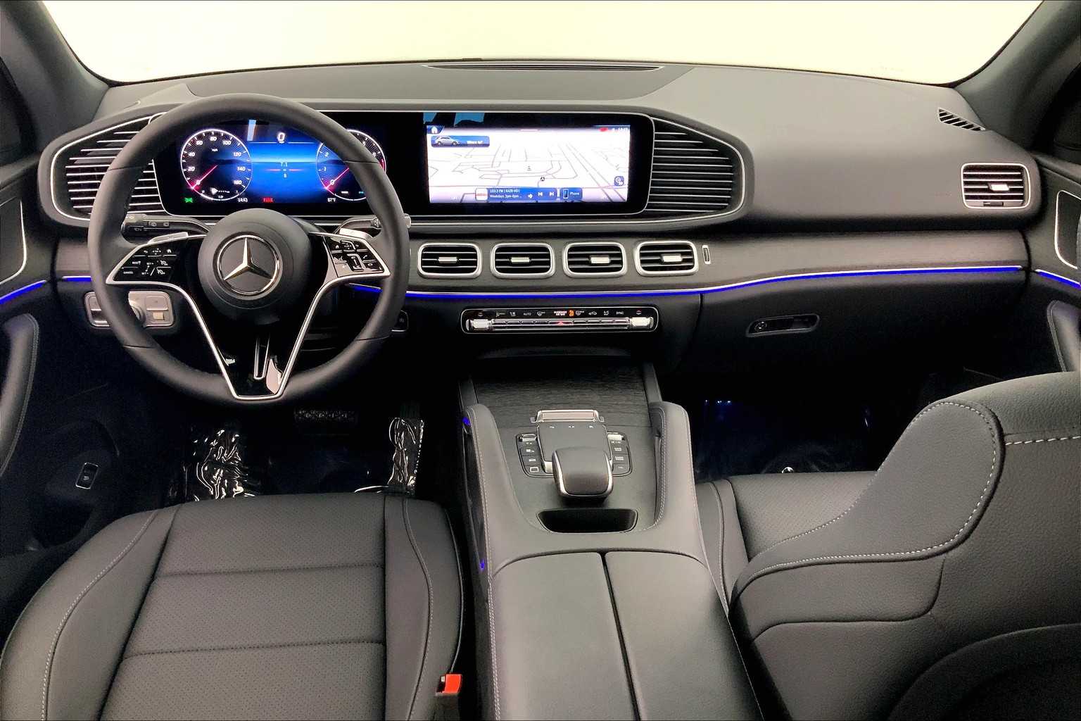 Thumbnail: 2026 Mercedes-Benz GLE - 10
