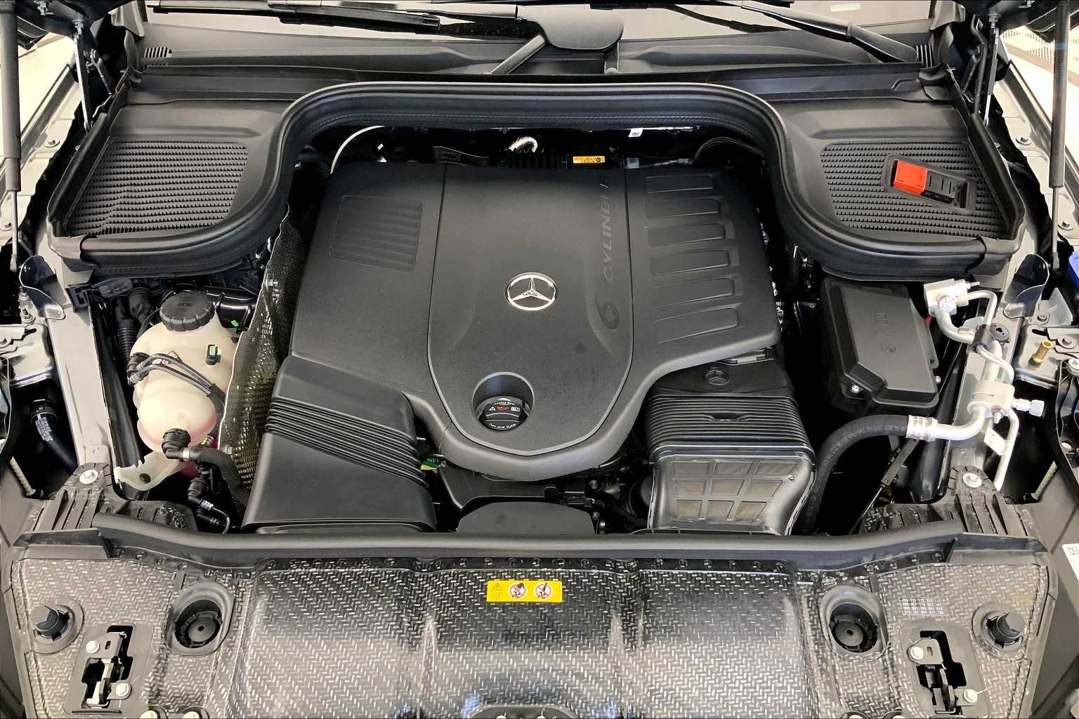 Thumbnail: 2026 Mercedes-Benz GLE - 9