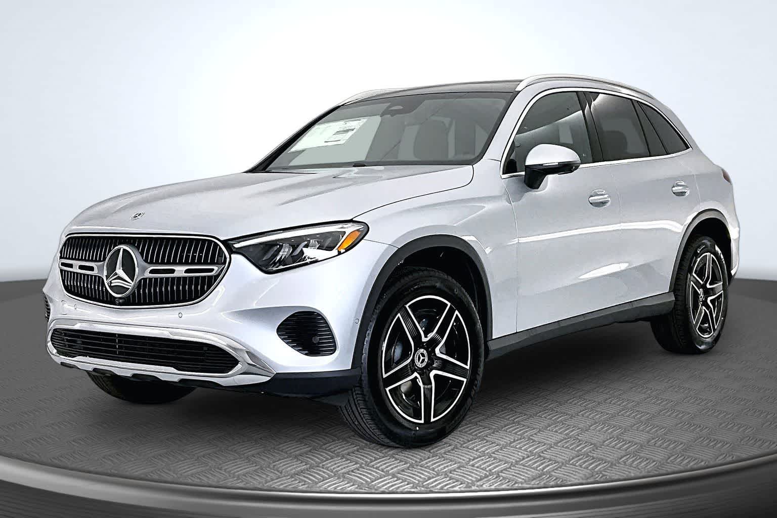 Thumbnail: 2026 Mercedes-Benz GLC - 1