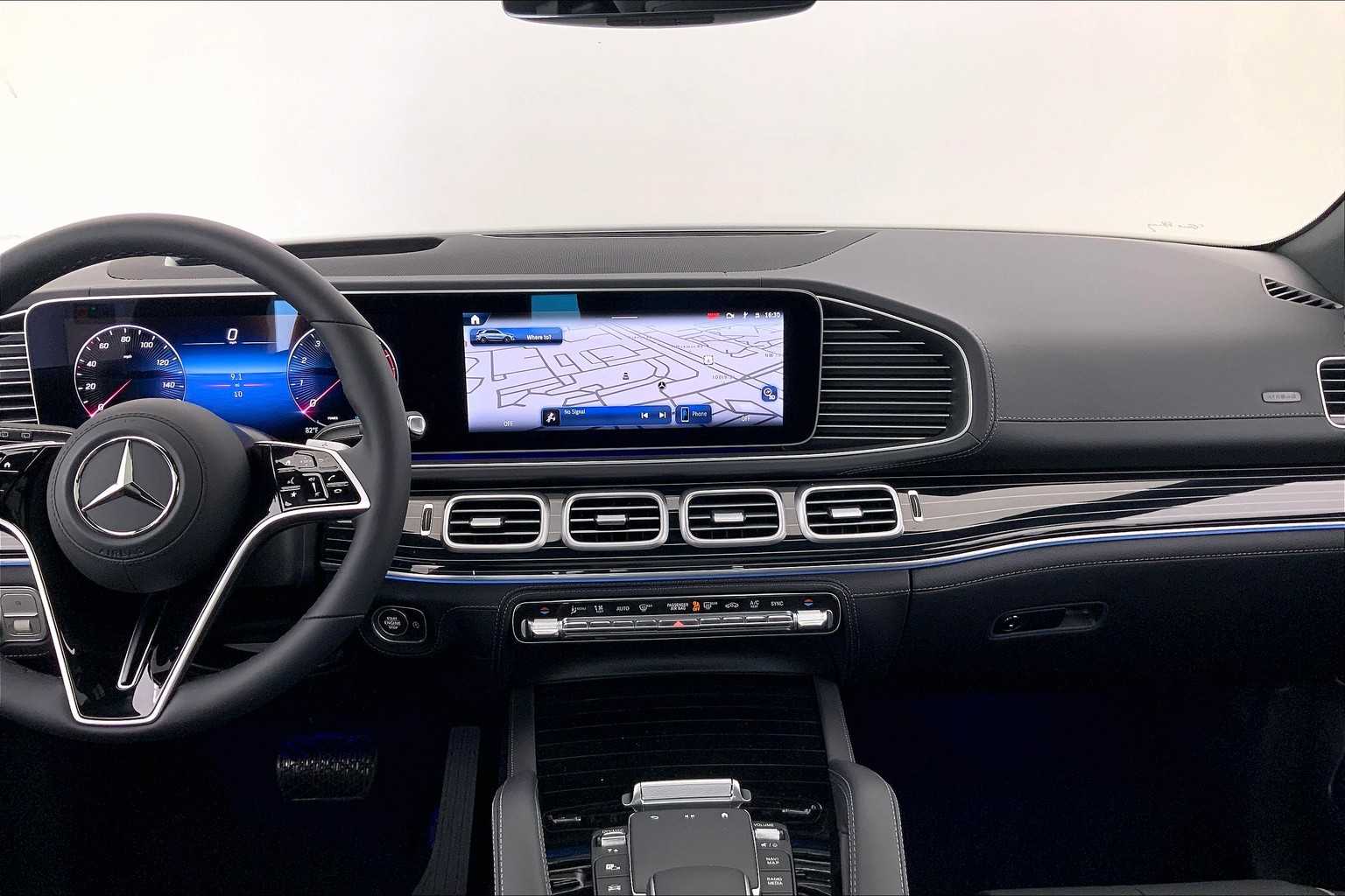 Thumbnail: 2026 Mercedes-Benz GLE - 16