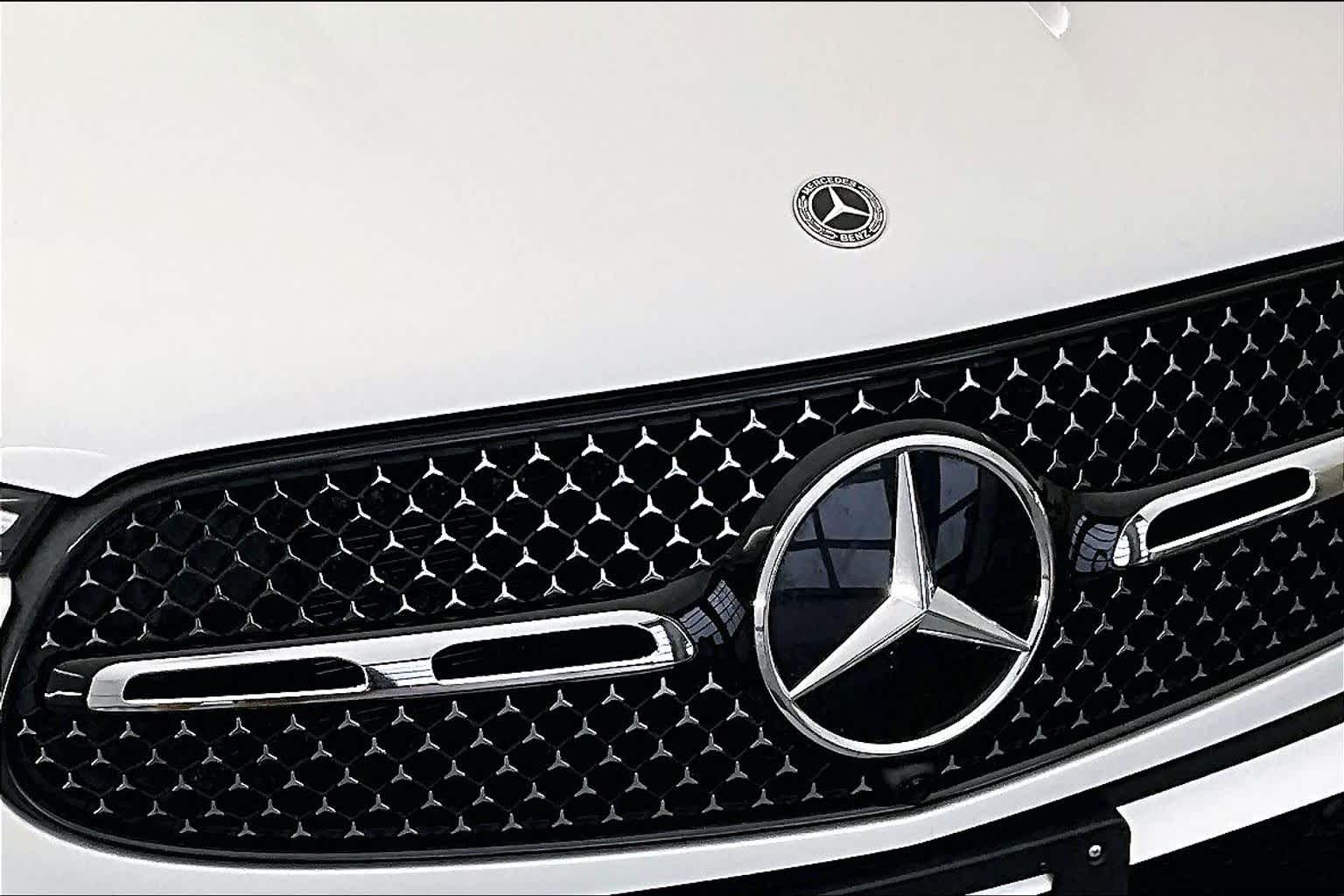 Thumbnail: 2024 Mercedes-Benz GLC - 26