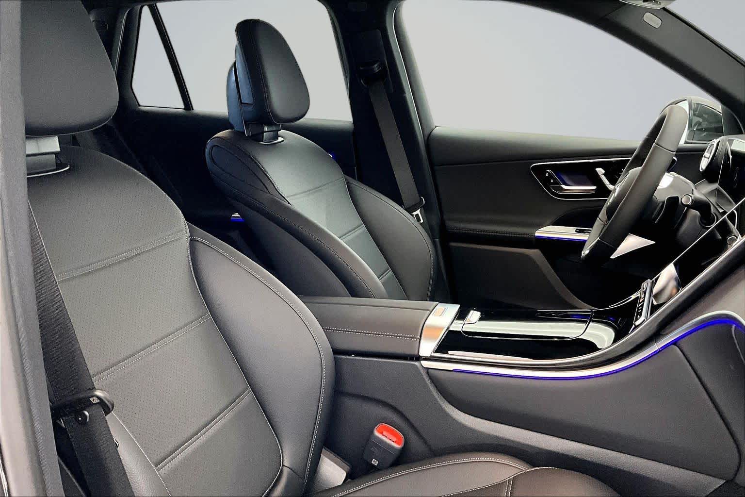 Thumbnail: 2026 Mercedes-Benz GLC - 14