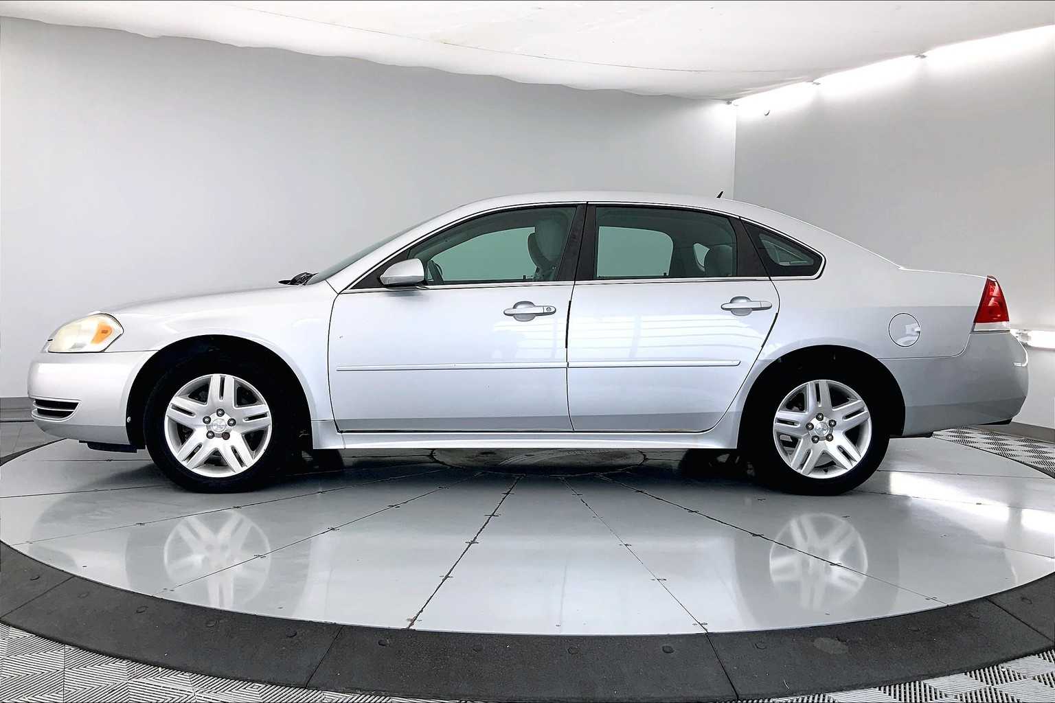 Thumbnail: 2013 Chevrolet Impala - 3