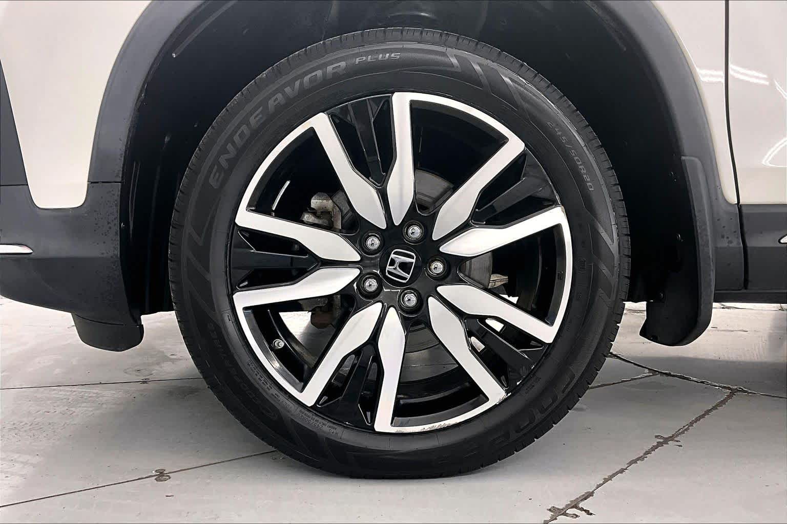 Thumbnail: 2019 Honda Pilot - 8