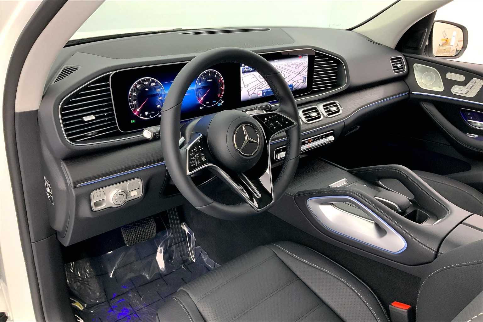 Thumbnail: 2026 Mercedes-Benz GLE - 2