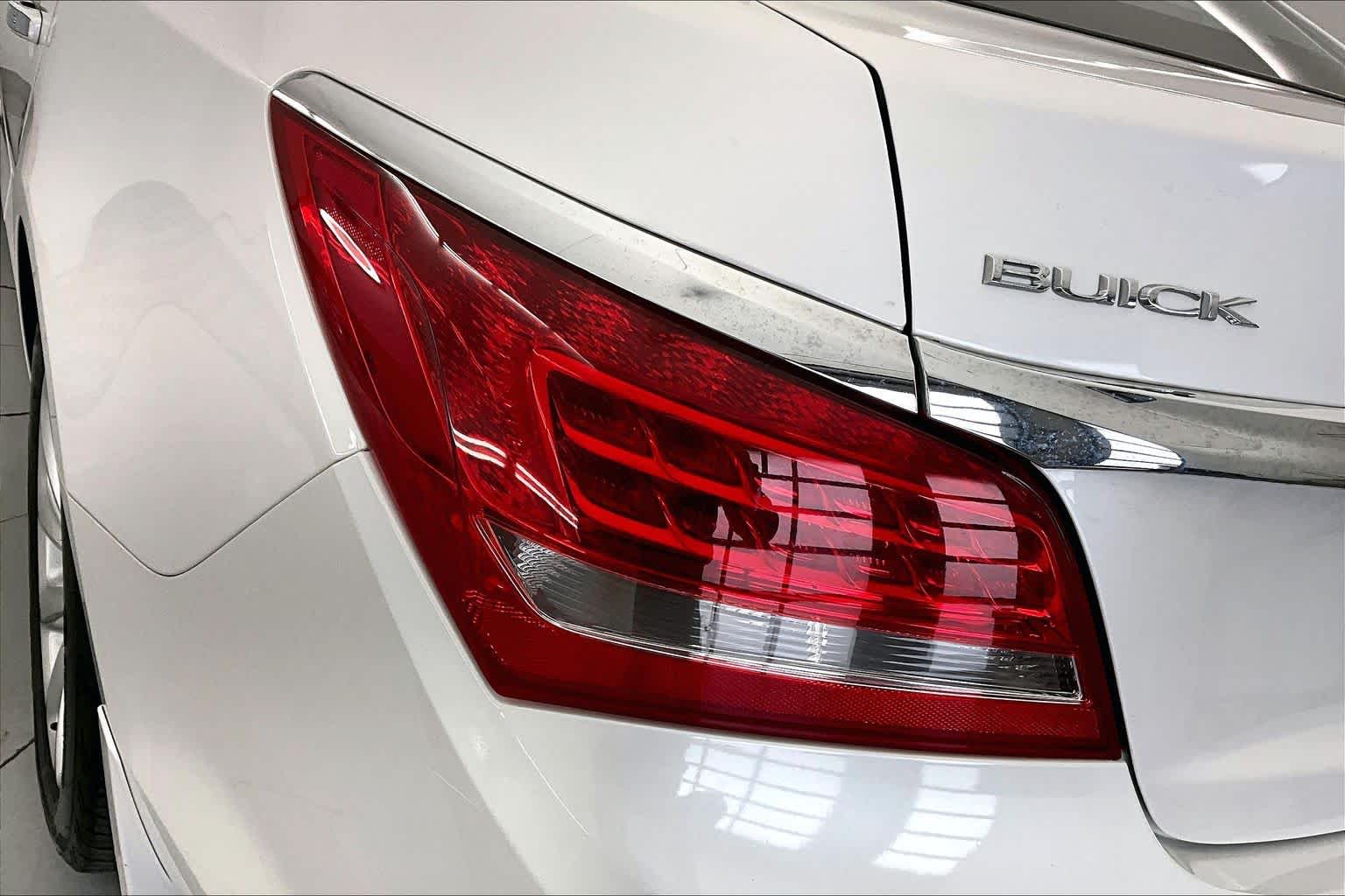 Thumbnail: 2015 Buick LaCrosse - 24