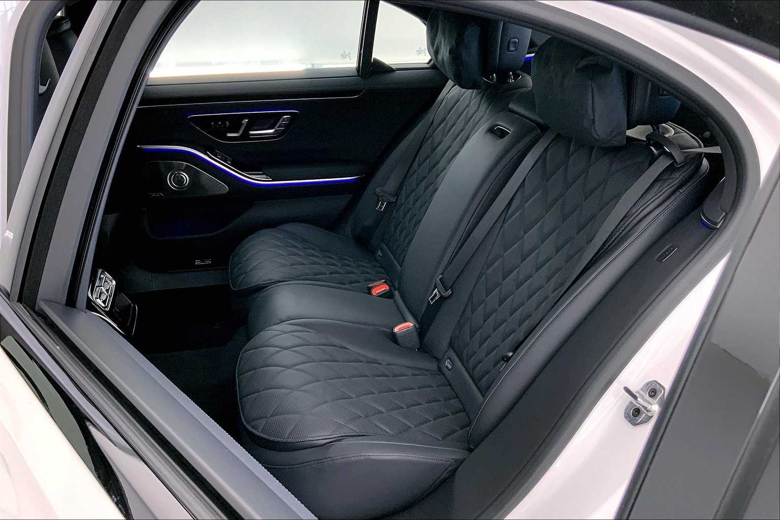 2025 Mercedes-Benz S-Class S 580 13
