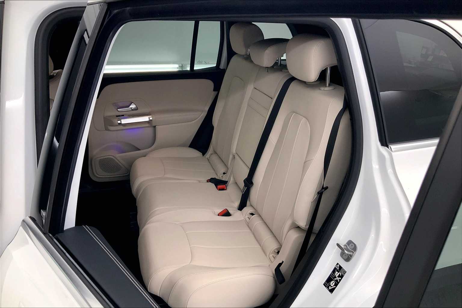 Thumbnail: 2025 Mercedes-Benz GLB - 13