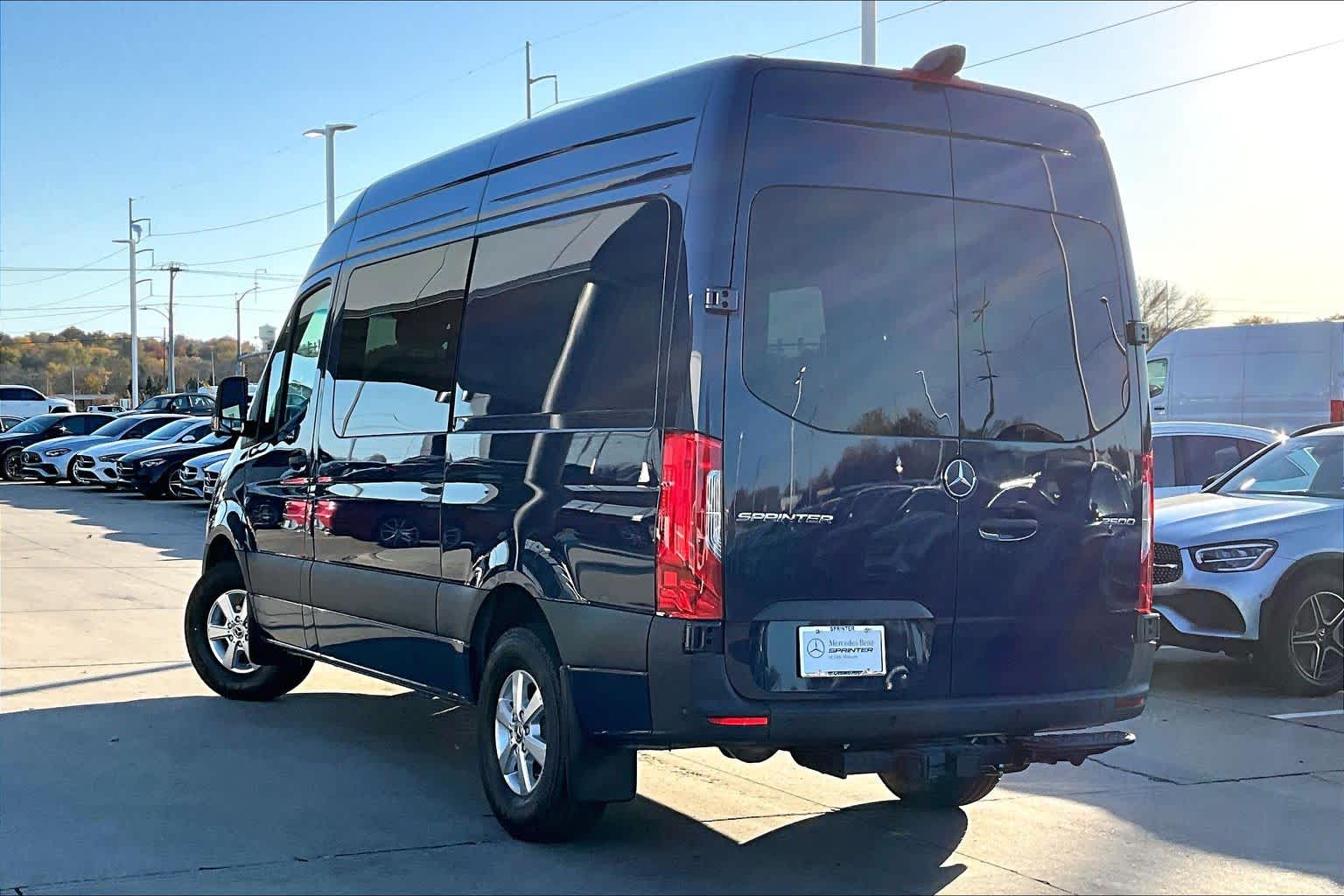 Thumbnail: 2026 Mercedes-Benz Sprinter - 4