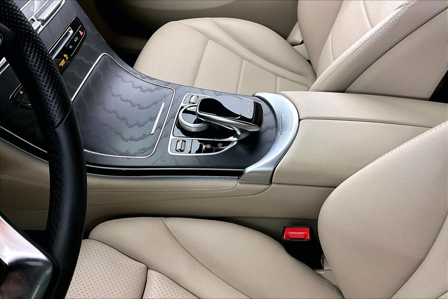 Thumbnail: 2019 Mercedes-Benz GLC - 17