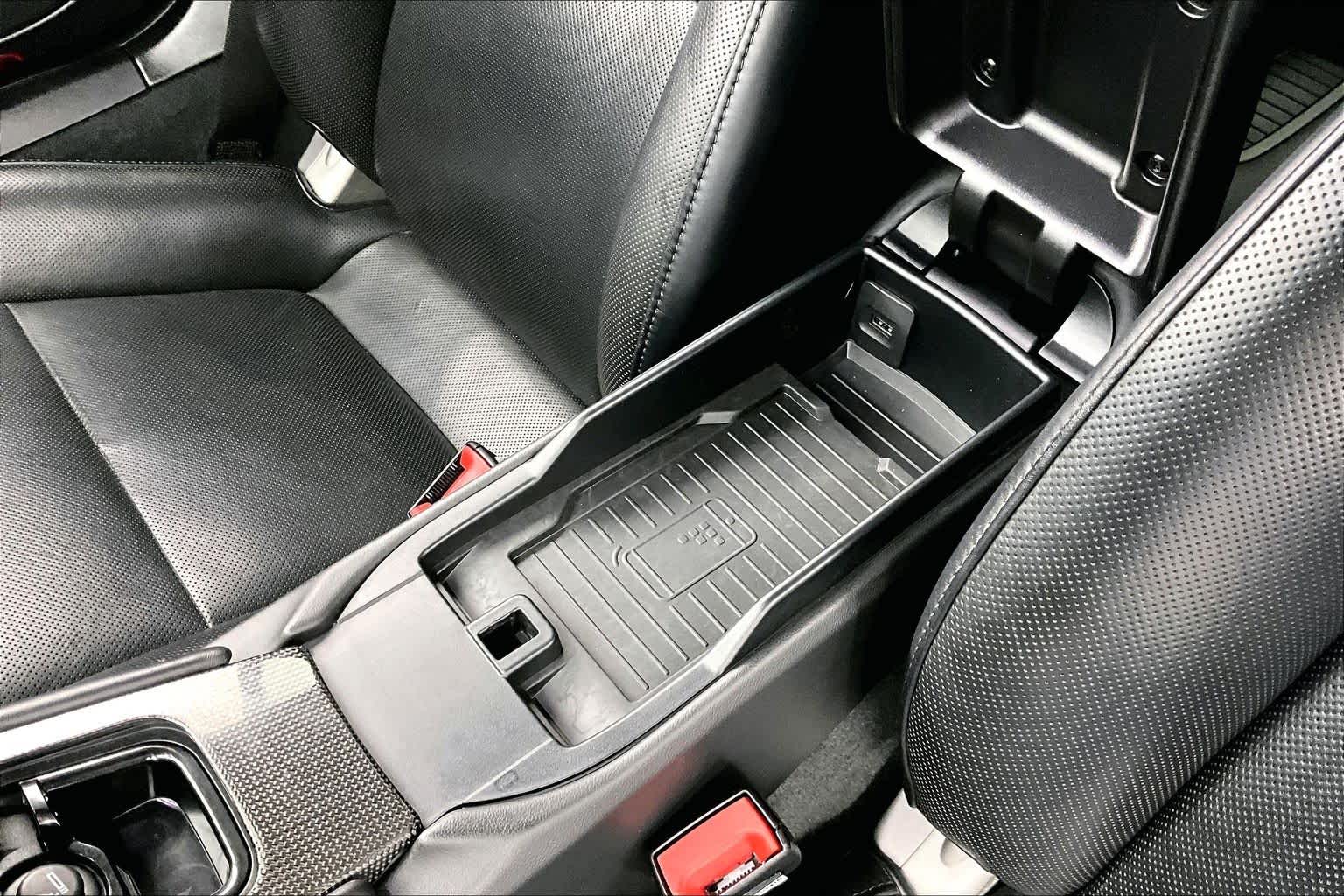 Thumbnail: 2019 Porsche 911 - 26