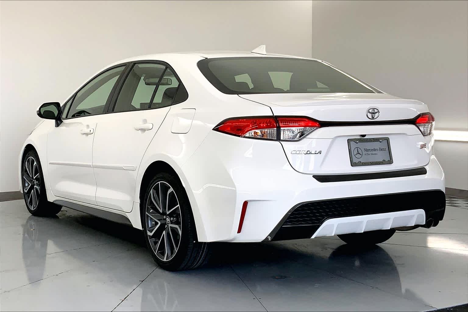 Thumbnail: 2020 Toyota Corolla - 4