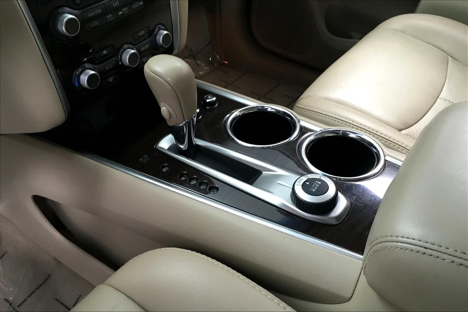 Thumbnail: 2014 Nissan Pathfinder - 20