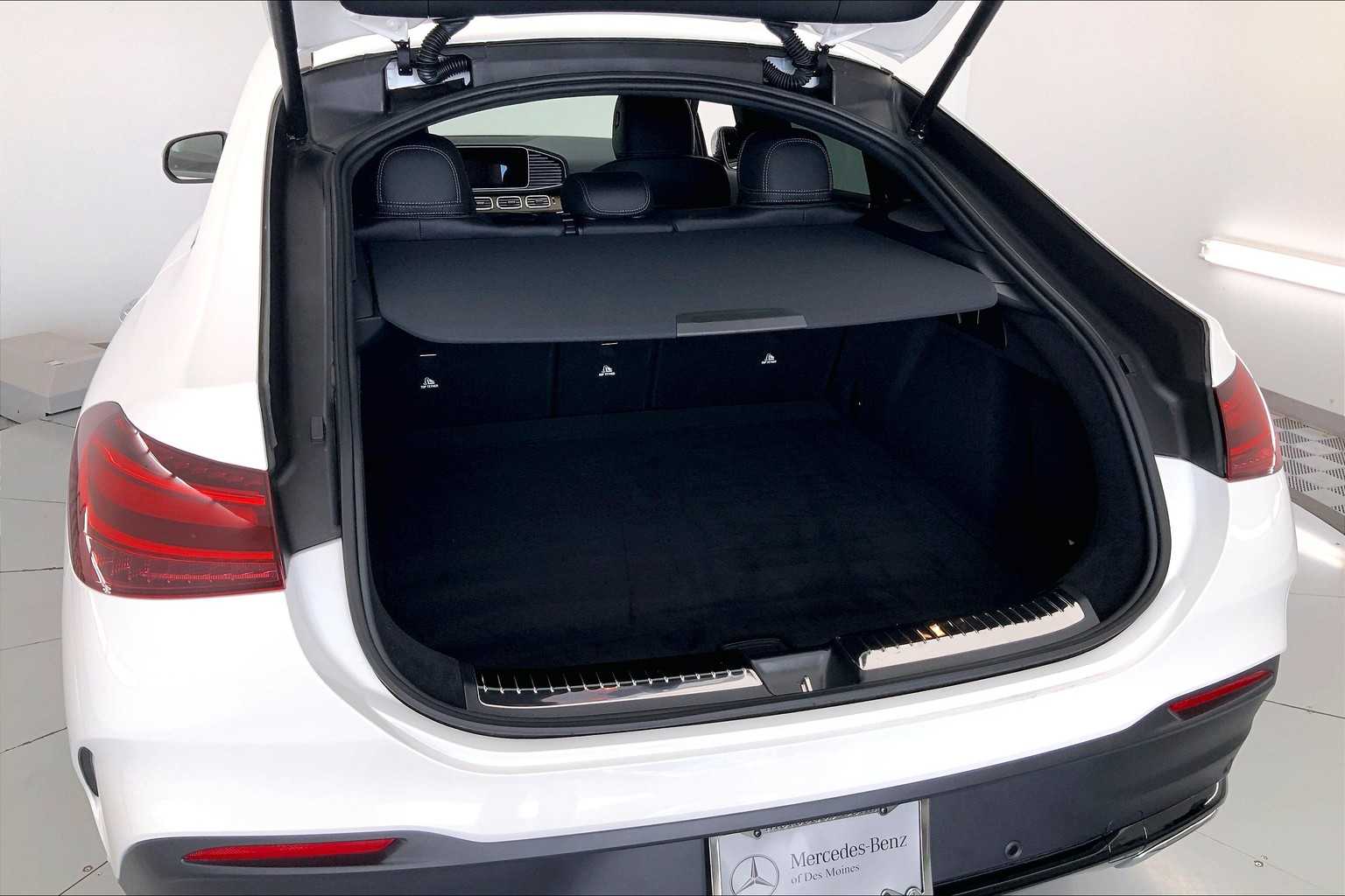 Thumbnail: 2025 Mercedes-Benz GLE - 19