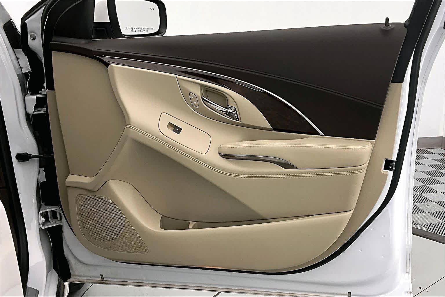 Thumbnail: 2015 Buick LaCrosse - 23