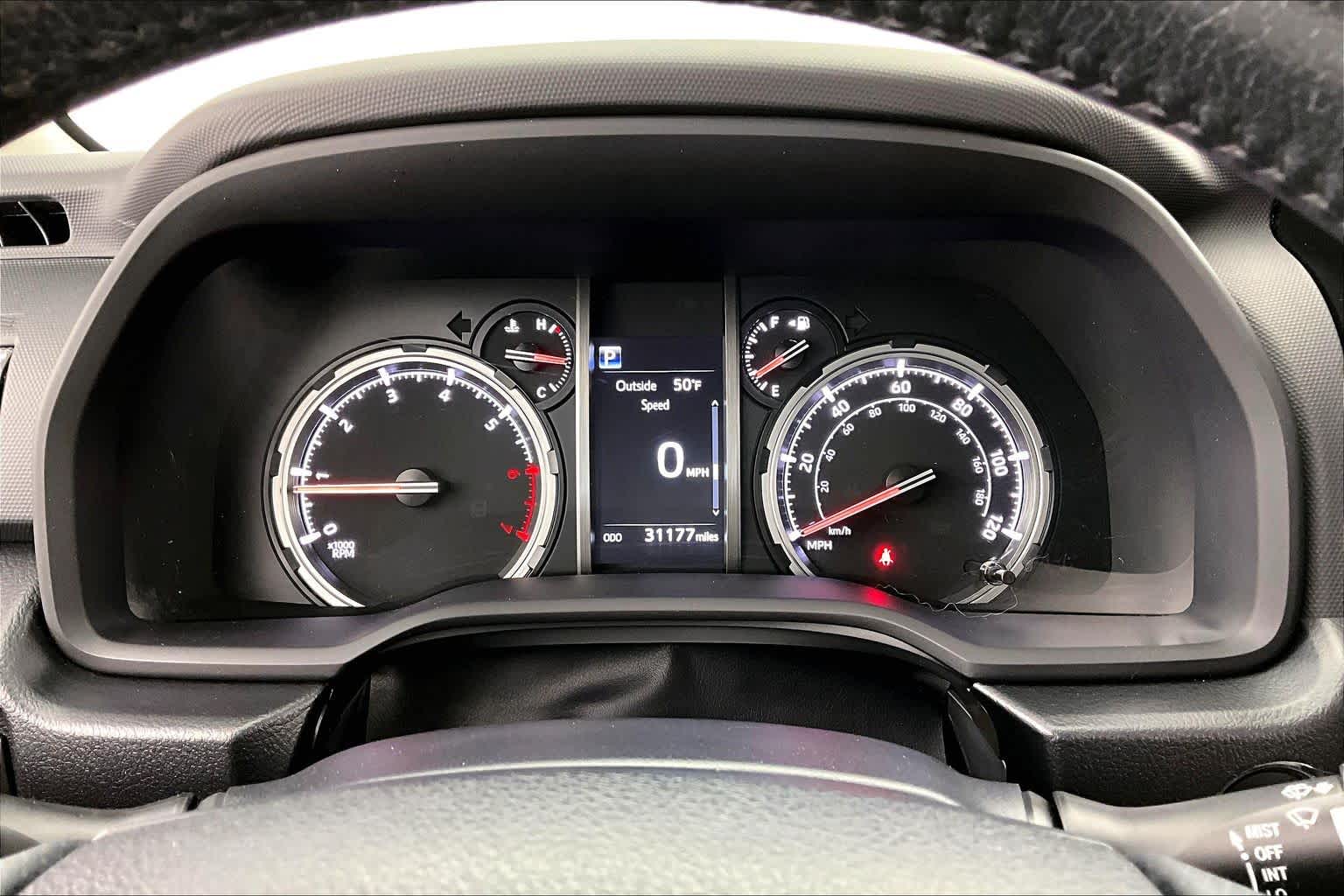 Thumbnail: 2022 Toyota 4Runner - 18