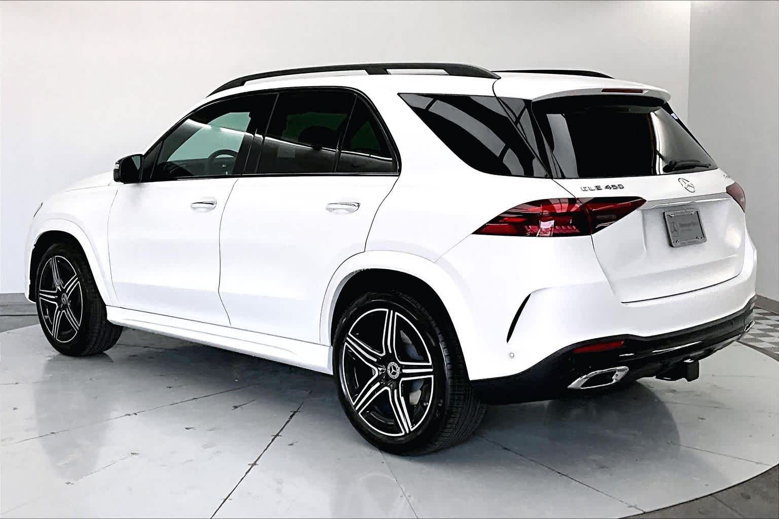 Thumbnail: 2026 Mercedes-Benz GLE - 4